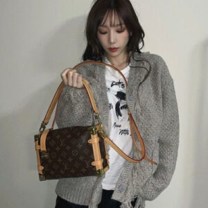 루이비통 모노그램 사이드 트렁크 MM M46358 (한예슬,태연,아이린,나연,정호연,선미 착용)